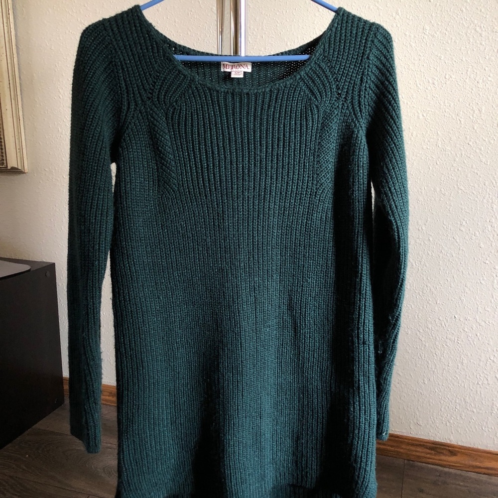 GREEN KNIT SWEATER